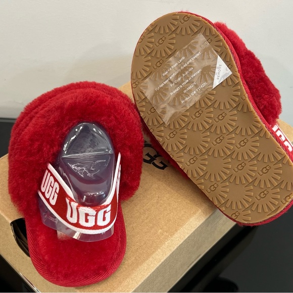 UGG Fluff Yeah Slide Toddler 7T NEW in BOX Red - Picture 2 of 7